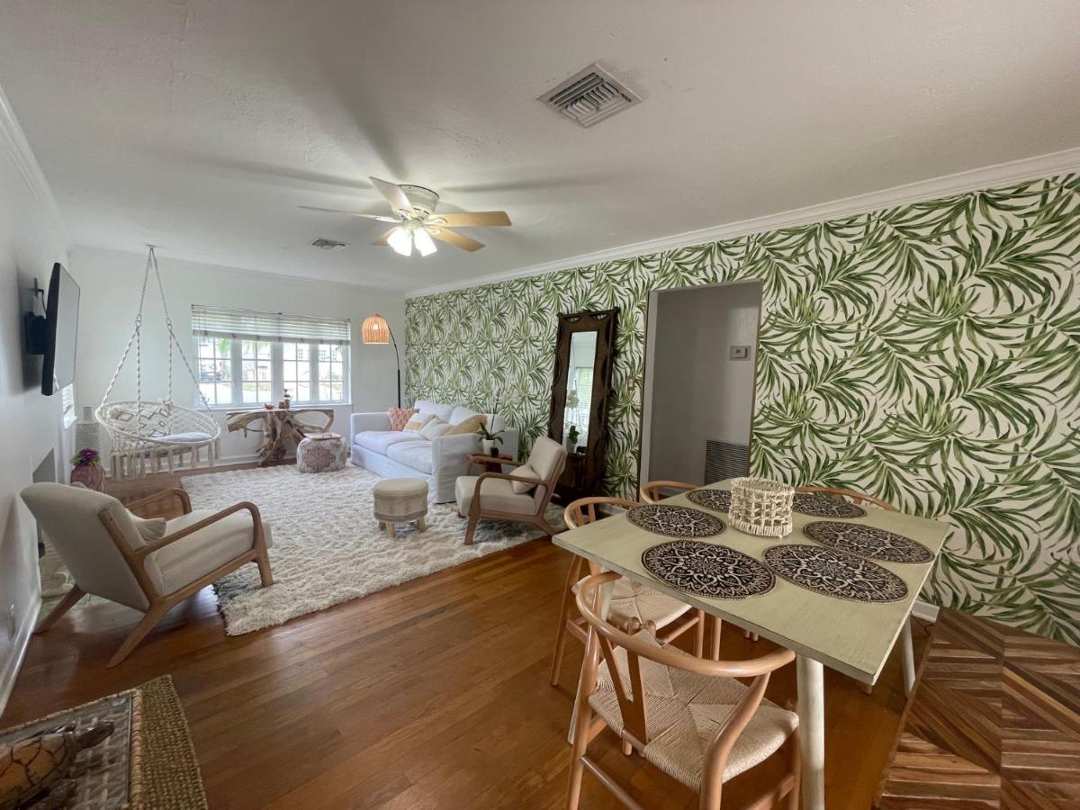 Hot Tub, Tiki Bar, Outdoor Shower, Near Intercoastal Waterway! ウェストパームビーチ エクステリア 写真